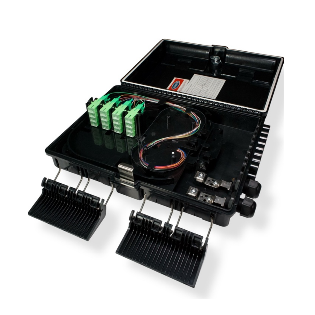 FGH 216 CAJA NAP 16 HILOS CON ACOPLADORES Y SPLITTER